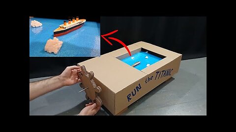 'Run the Titanic' cardboard game