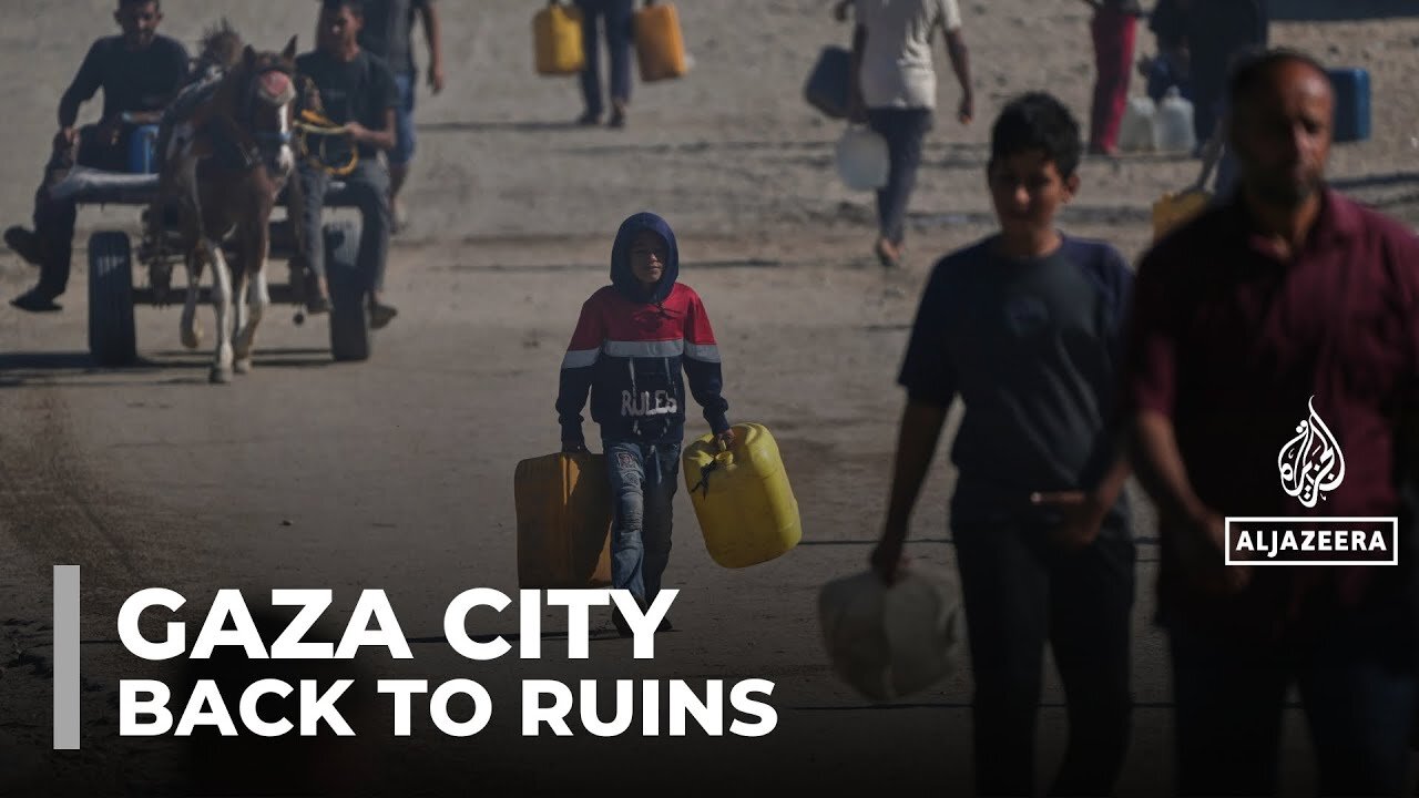 In search of their homes: Palestinians return to their land in Gaza city