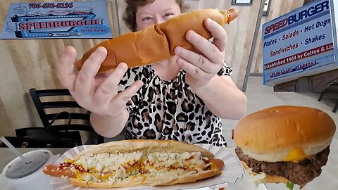 SPEEDBURGER RESTAURANT REVIEW! FOOTLONG HOTDOGS & JUICY BURGERS! BEEN AROUND SINCE 1964!