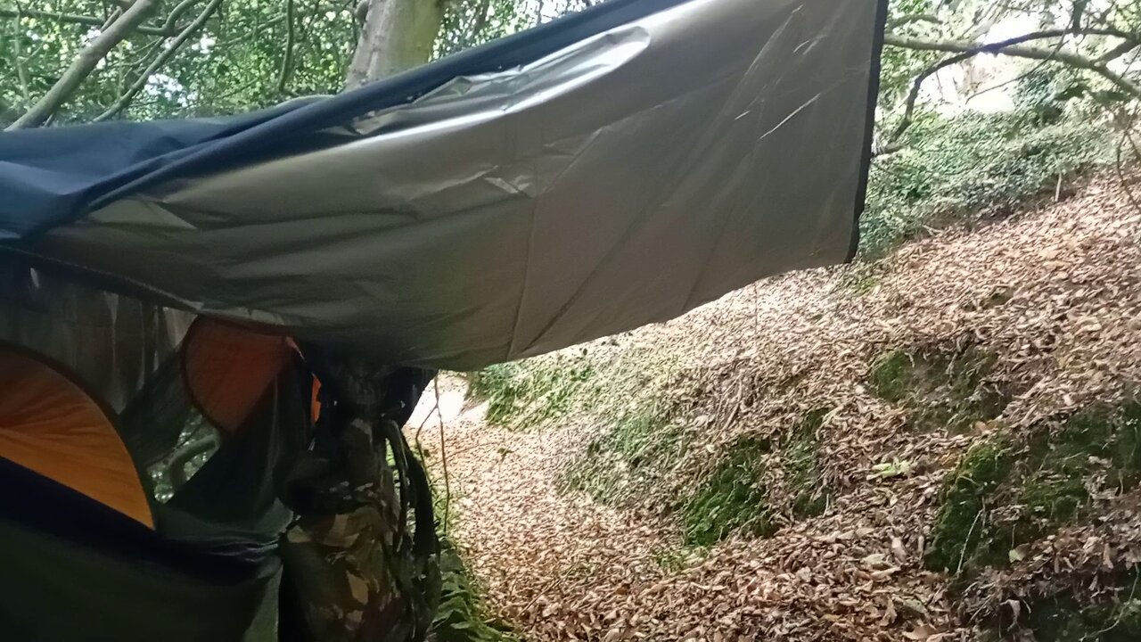06, instictive camping , in case of rain, break