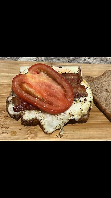 Easy Breakfast Sandwich Better Than Fast food!
