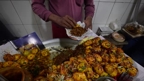 Extreme level HotSpiciness Of Egg 🥚 Chek peas 🥵🔥🔥🔥🔥|Dangerous Street Food of Bangladesh 🇧🇩😱