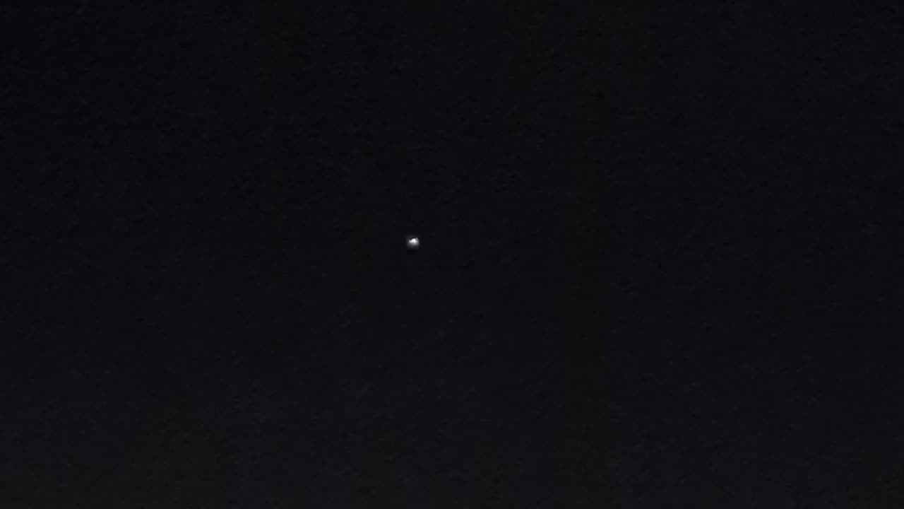 🛸🤔 Skeptical Believer: Unexplained UFO Sighting in South London! | TheTruthAbove