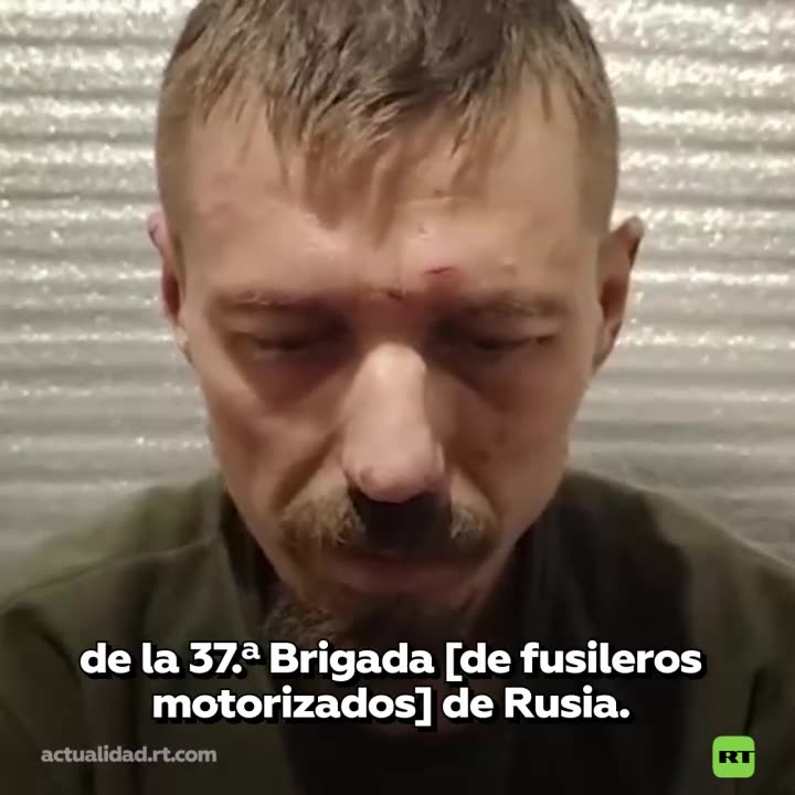 Kiev envía soldados a tomarse selfis con la bandera y terminan apresados