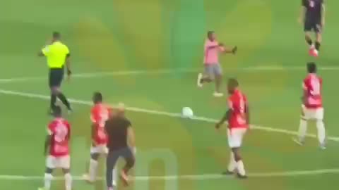 the best moment that Messi gives