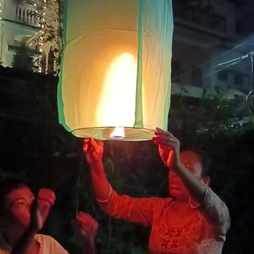 Sky Lantern Festival Night | Flying Lanterns in the Sky ✨ | MindTrek Vlog