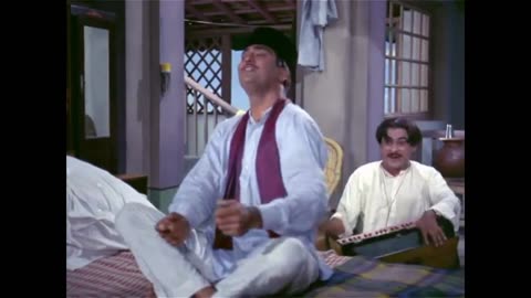 Page 420: (Media) Ek Chatur Naar Badi Hoshiyaar