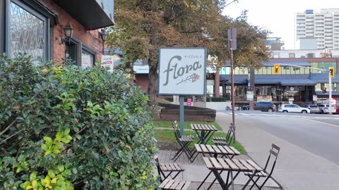 Flora Pizzeria Large Pepperoni Pizza Review