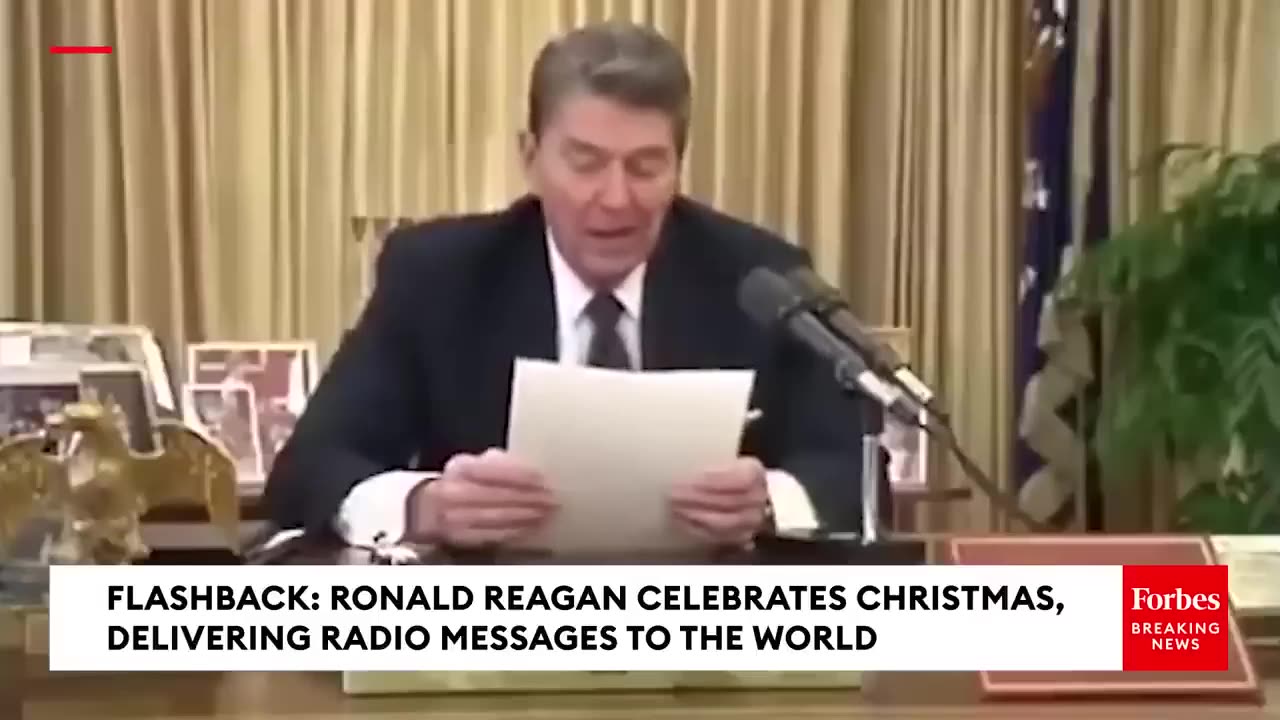 FLASHBACK: President Reagan Shares Christmas Radio Messages