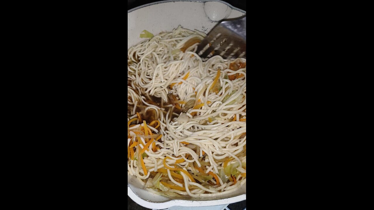 Sud-an pancit guisado