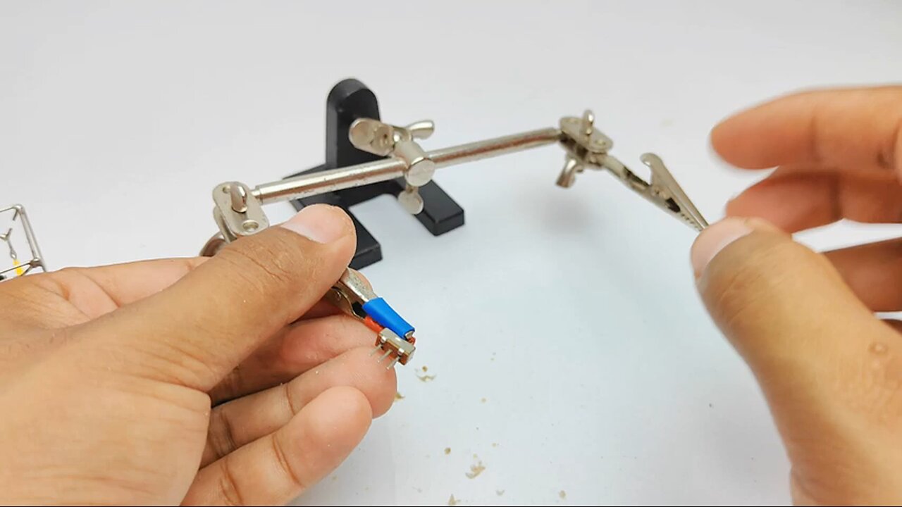 How to Make Triac Diac Dimmer | DIY Light Control Circuit 💡⚡
