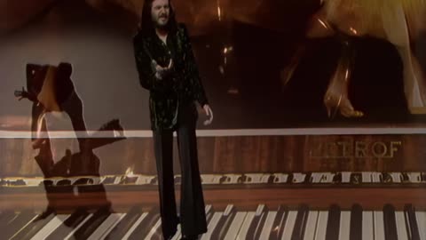 Camilo Sesto - Amor Libre (Fin de Año 1975 (Actuación TVE))