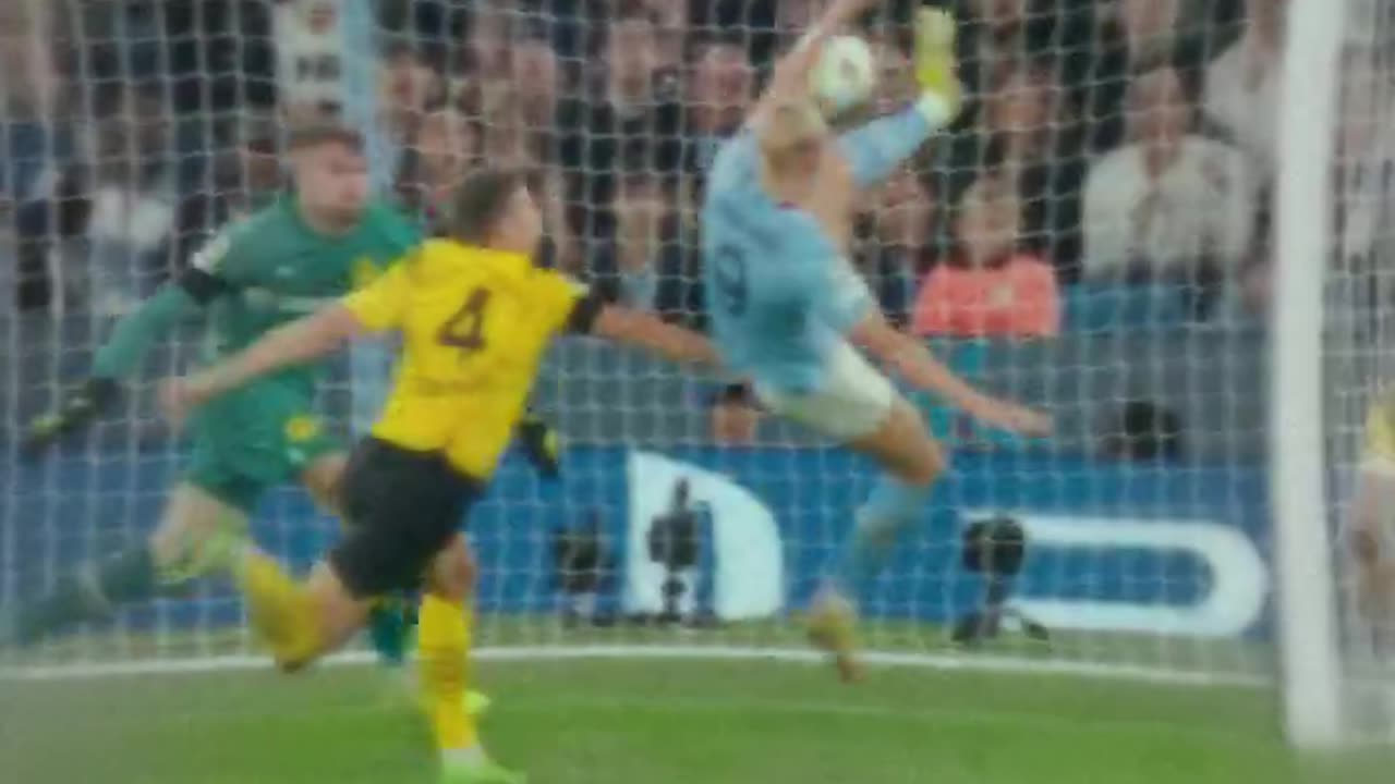 Erling Haaland new contract with Manchester City