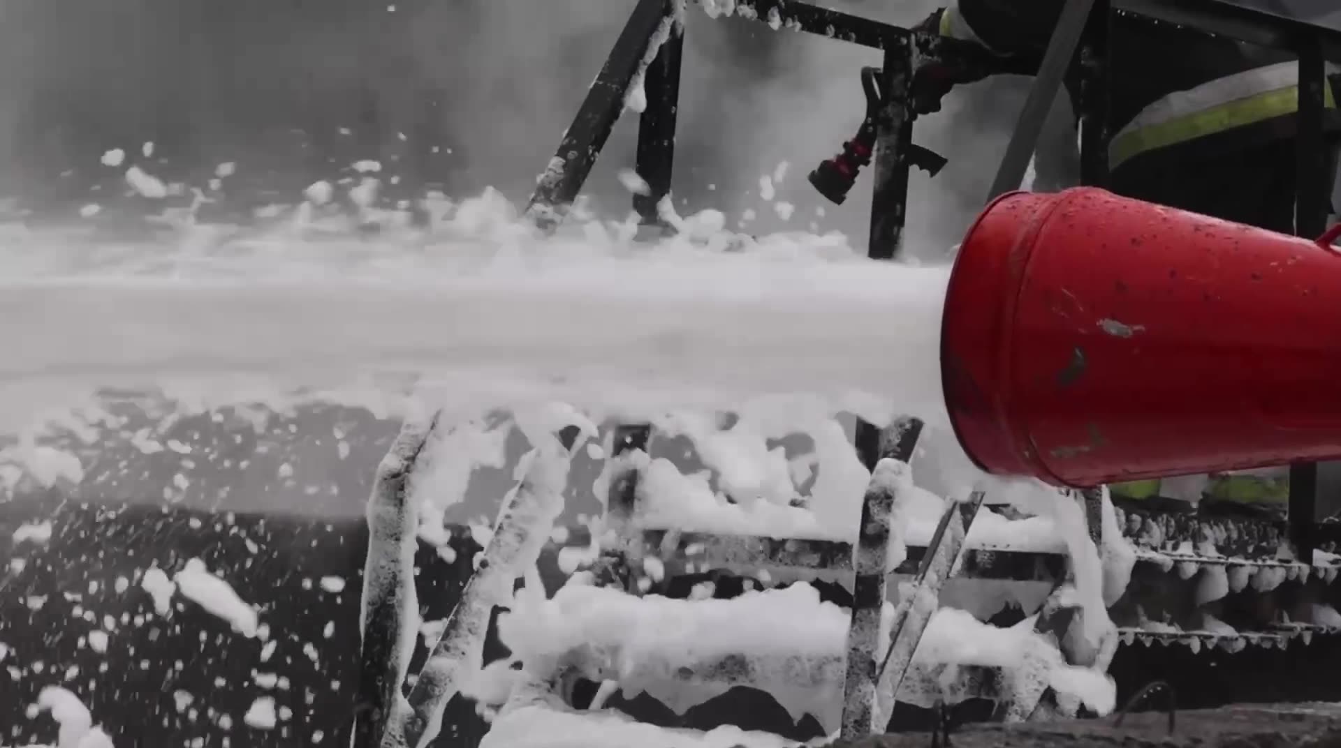 Chernihiv Oblast, Nizhyn District — “Geranis” Hit Oil Depot. Not for Marathon Ads…