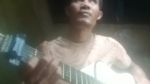 Gitar akustik