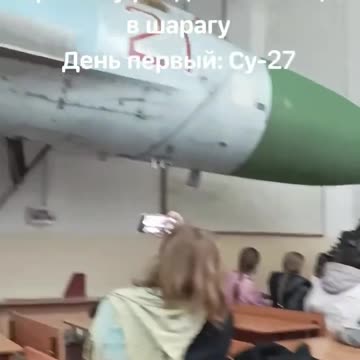 🇷🇺 Studying in Russia be like