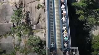 Subir una montaña sin cansarte: China crea la 'escalera al cielo'