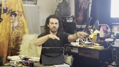 Your 9 to 5 Job is keepig you from your Dream Body