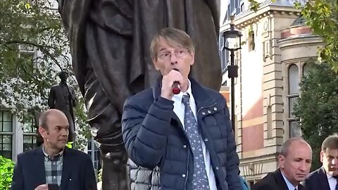 Former vice president at Pfizer, Dr. Mike Yeadon