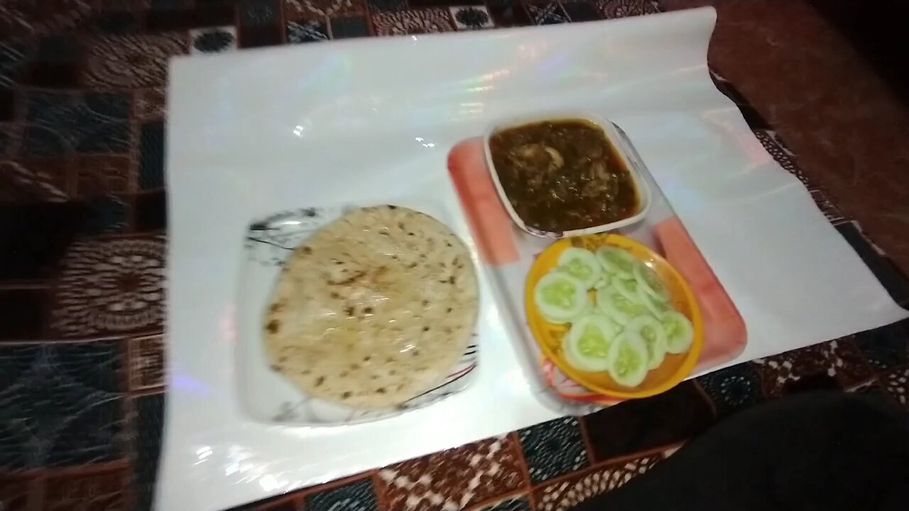 Eating Palak Gosht | Real Desi Taste | By Shahmeer
