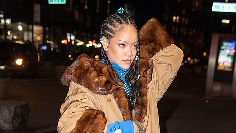 "Rihanna's NYC Studio Visit: New Music Coming?"