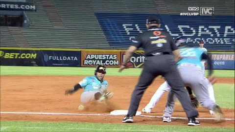 Alexi Amarista a la caza de Bob Abreu