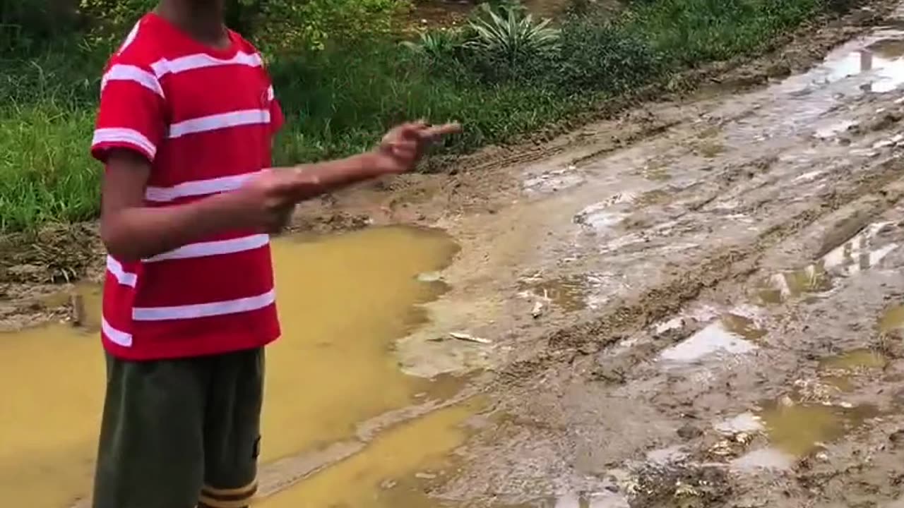 Mao ni ang dalan namo diri mga kabagag nawong