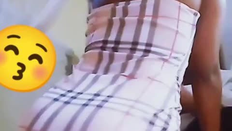 Watch my Big Ass Reverse TWERKS Nude !..