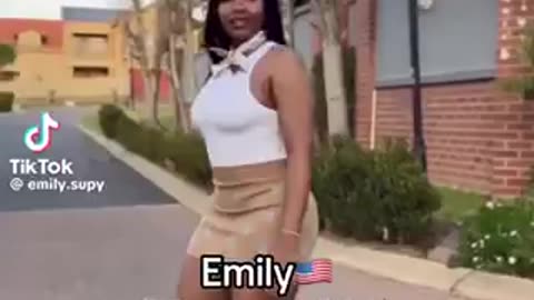 Nice American Lady Twerk