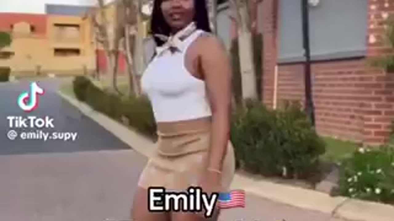 Nice American Lady Twerk