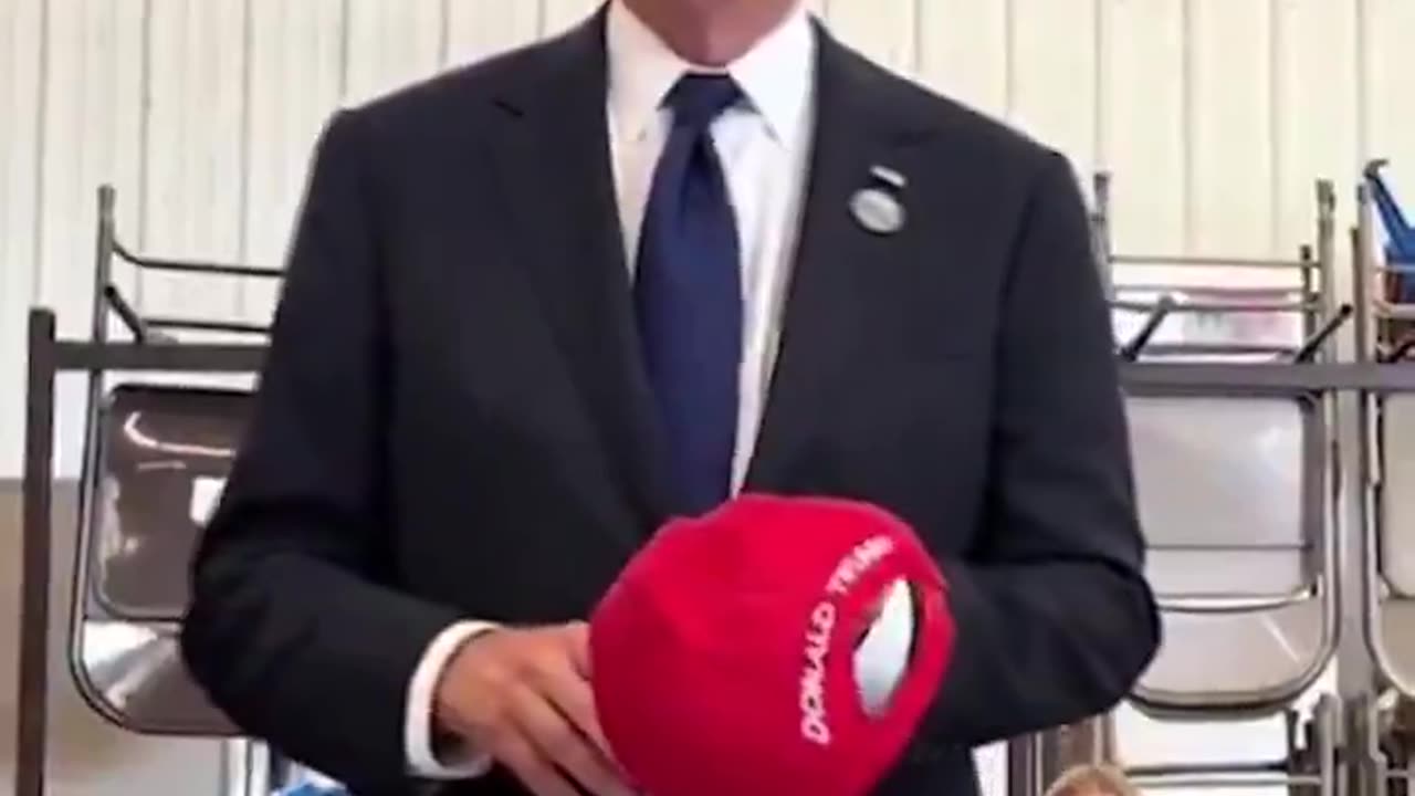 TRUMP's hat on Biden ;P ^^ = The new Democrat Politics xDDD