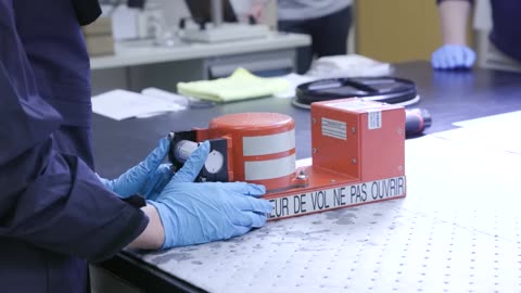 NTSB B-Roll - Recovering Flight Data Recorder from the Bombardier CRJ700 mid-air collision