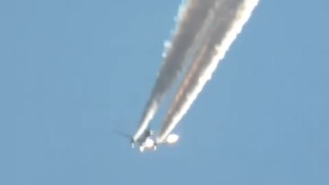 Nikon p1000 zooms in on a chemtrail plane laying dust 31 miles away.