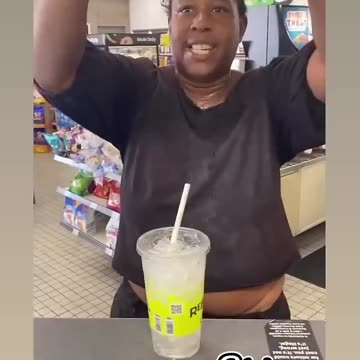 Racist Karen goes on tirade after being charged 75 cents for ice.