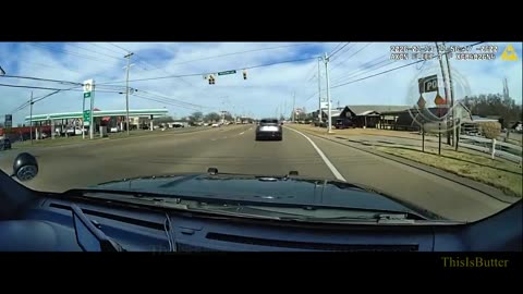 Murfreesboro Police crack down on red-light runners as dash cam video captures close calls
