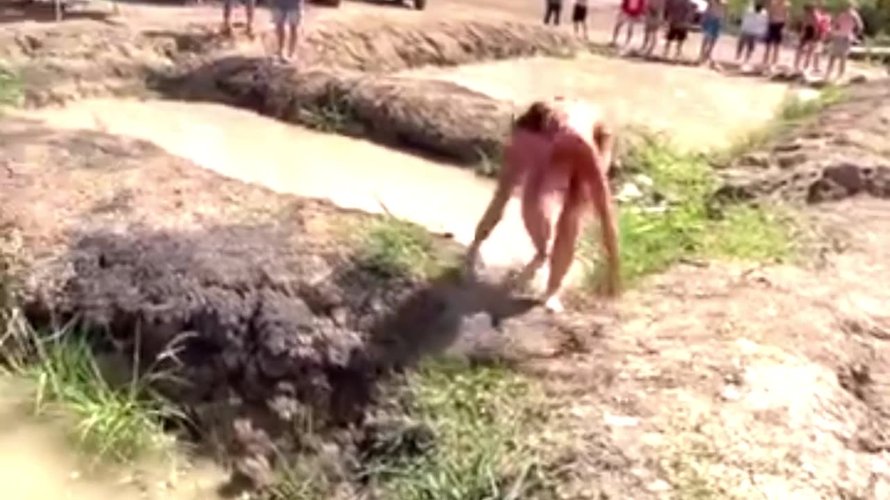 Hump Day Humpin' it! Obstacle Course Foot Race is no joke 🥵