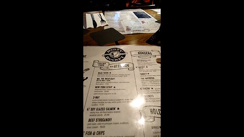 Waiting For The Wandering Francophones, Rusty Bucket, Telegraph Rd, Bingham Farms, MI, 10/10/25