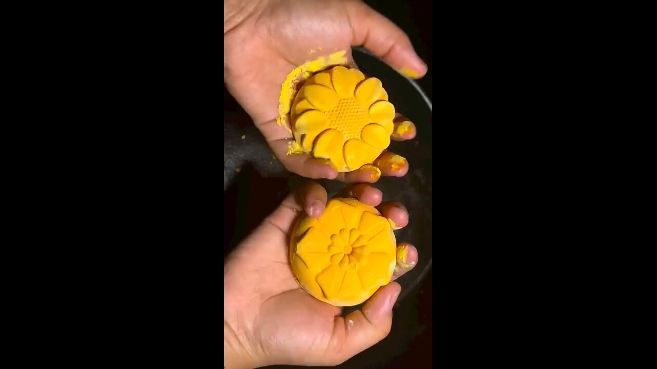 2 flowers🌸🌺🌻🌹🌷🌼💐