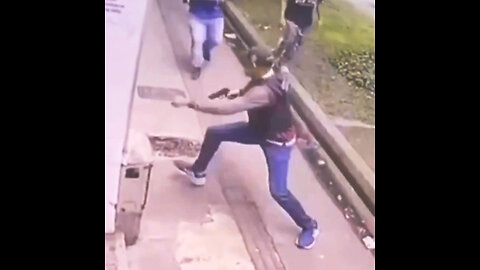 Secuestran a un turista alemán en Medellín y piden recompensa a su familia