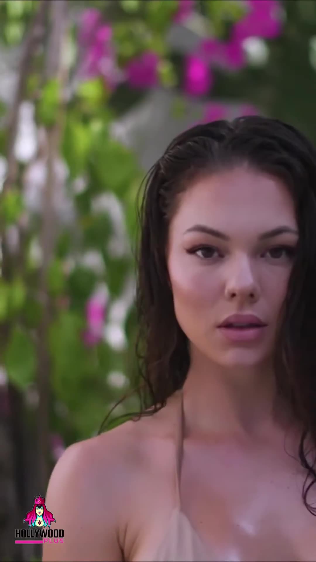 Hailey Ray – Canadian Bikini Model, Biography, Lifestyle, Modeling Shoots & More.