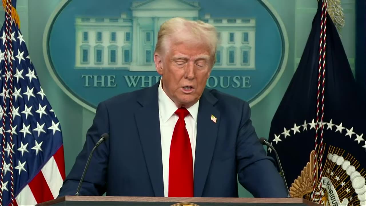 President Trump briefs press on DC plane crash