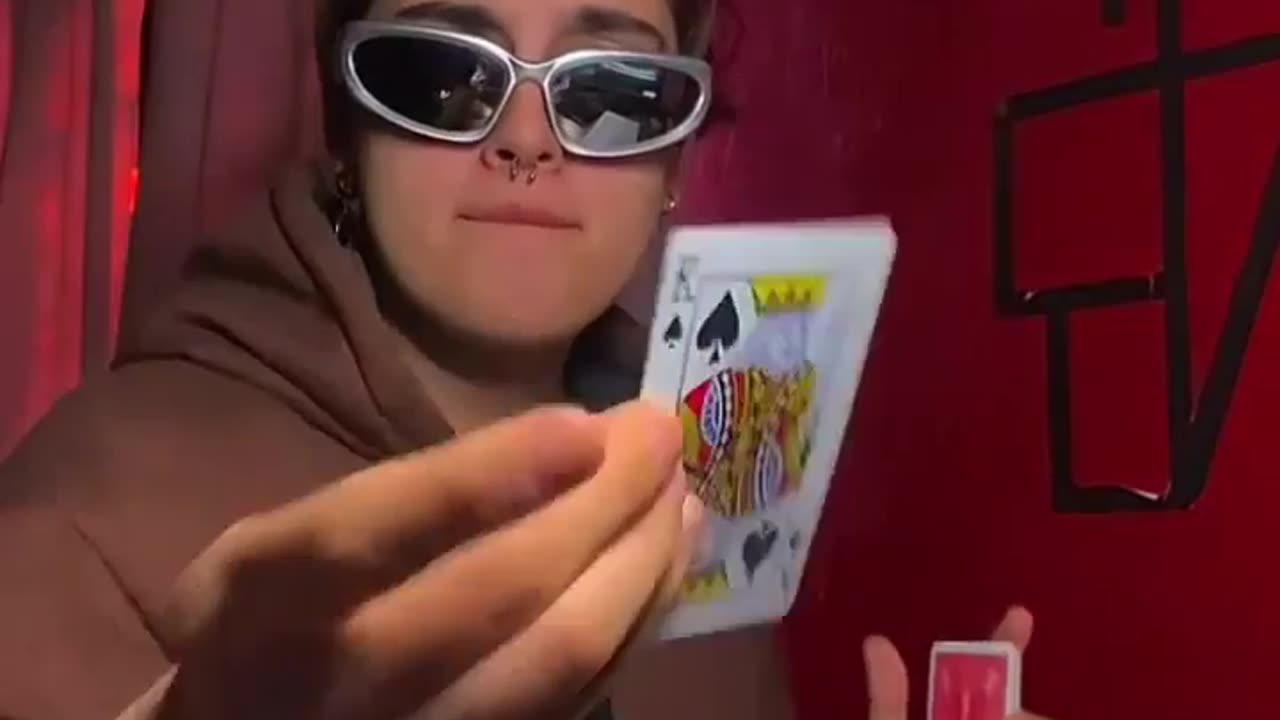 😮✨ Cards That Move Like 3 Hands! | FeedMyCuriosity