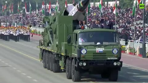 La India exhibe su poderío militar en el Día de la República