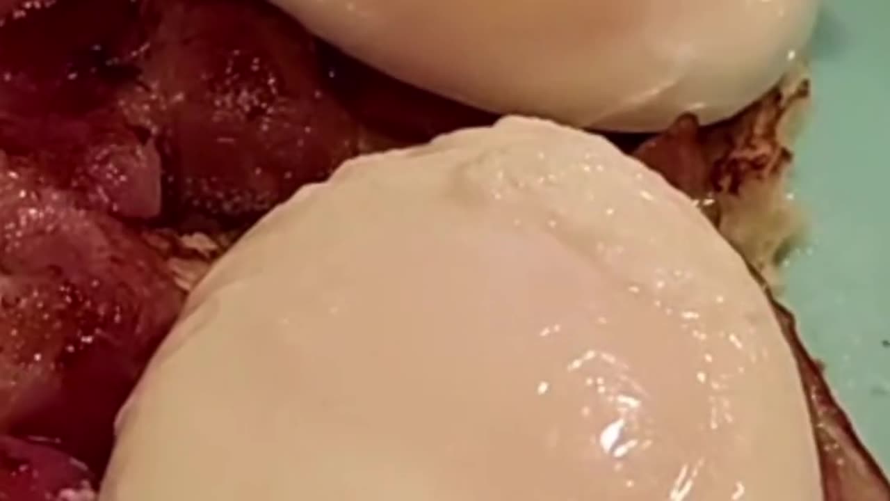 Homemade Eggs Benedict