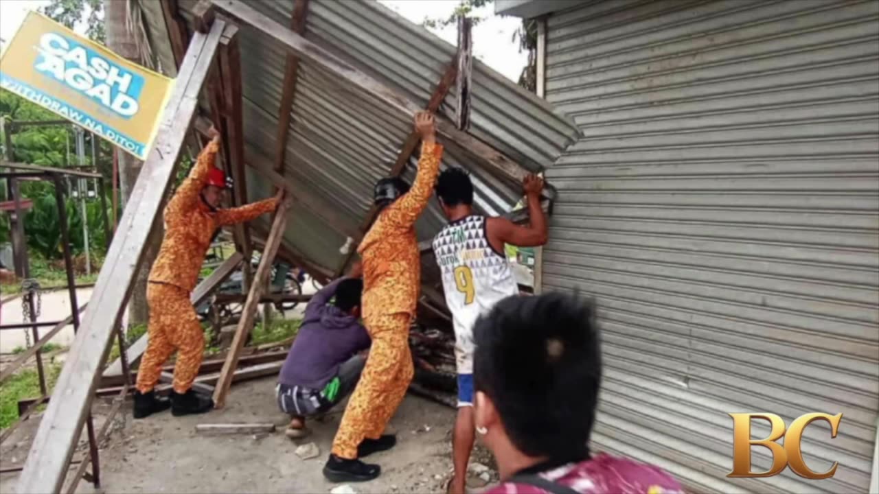 7.4-magnitude earthquake strikes offshore from southern Philippines