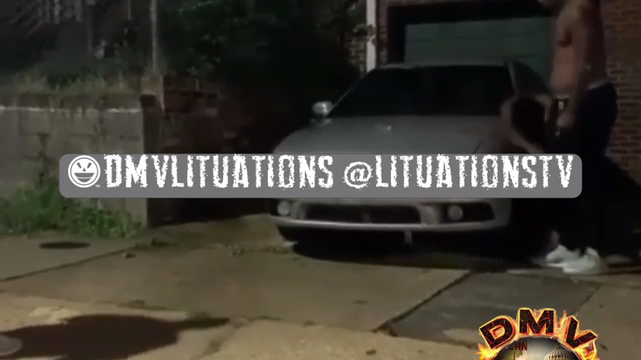 Just making my way downtown and you see some sus activity