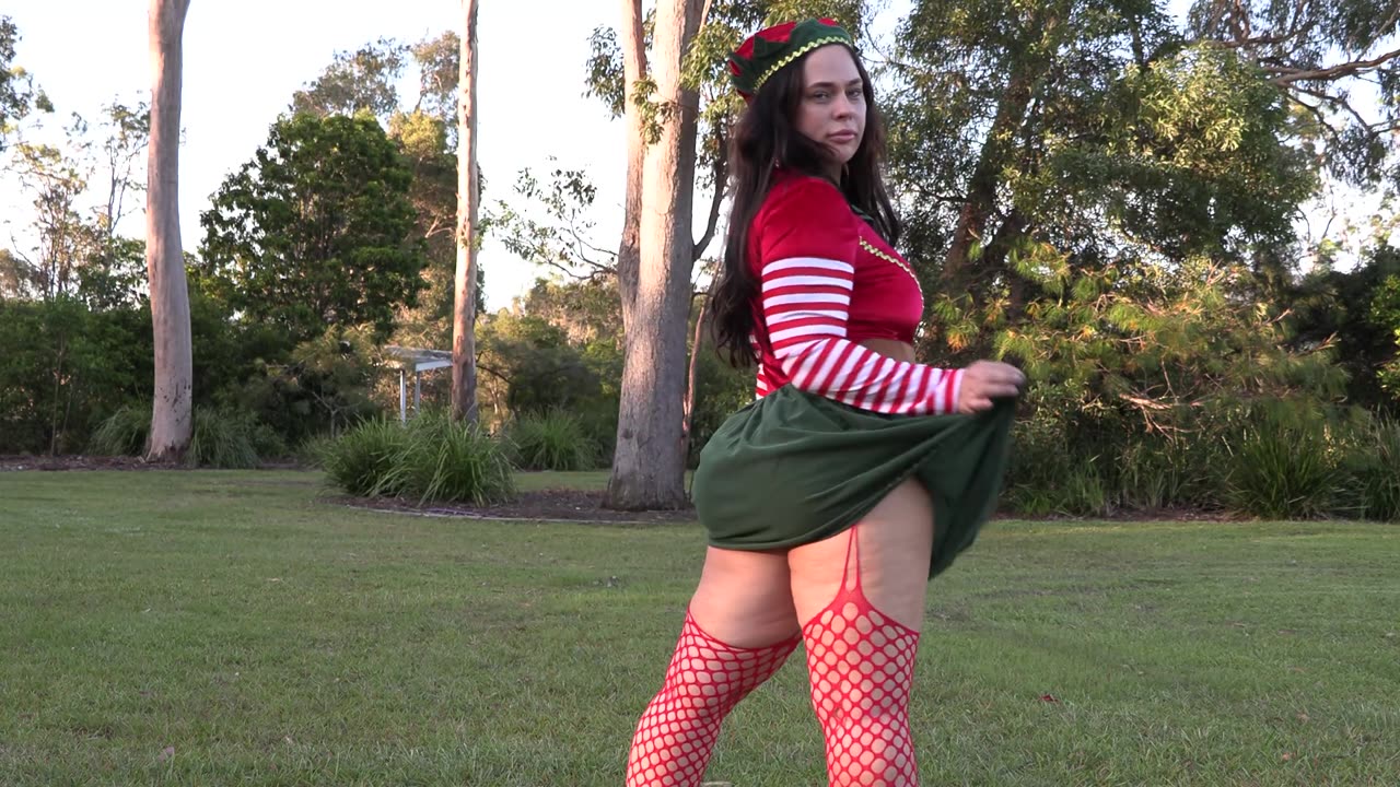 Christmas Elf Try On