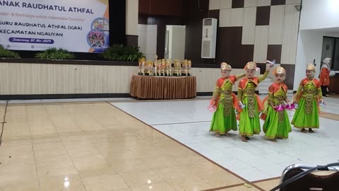 kindergarten children's dance competition