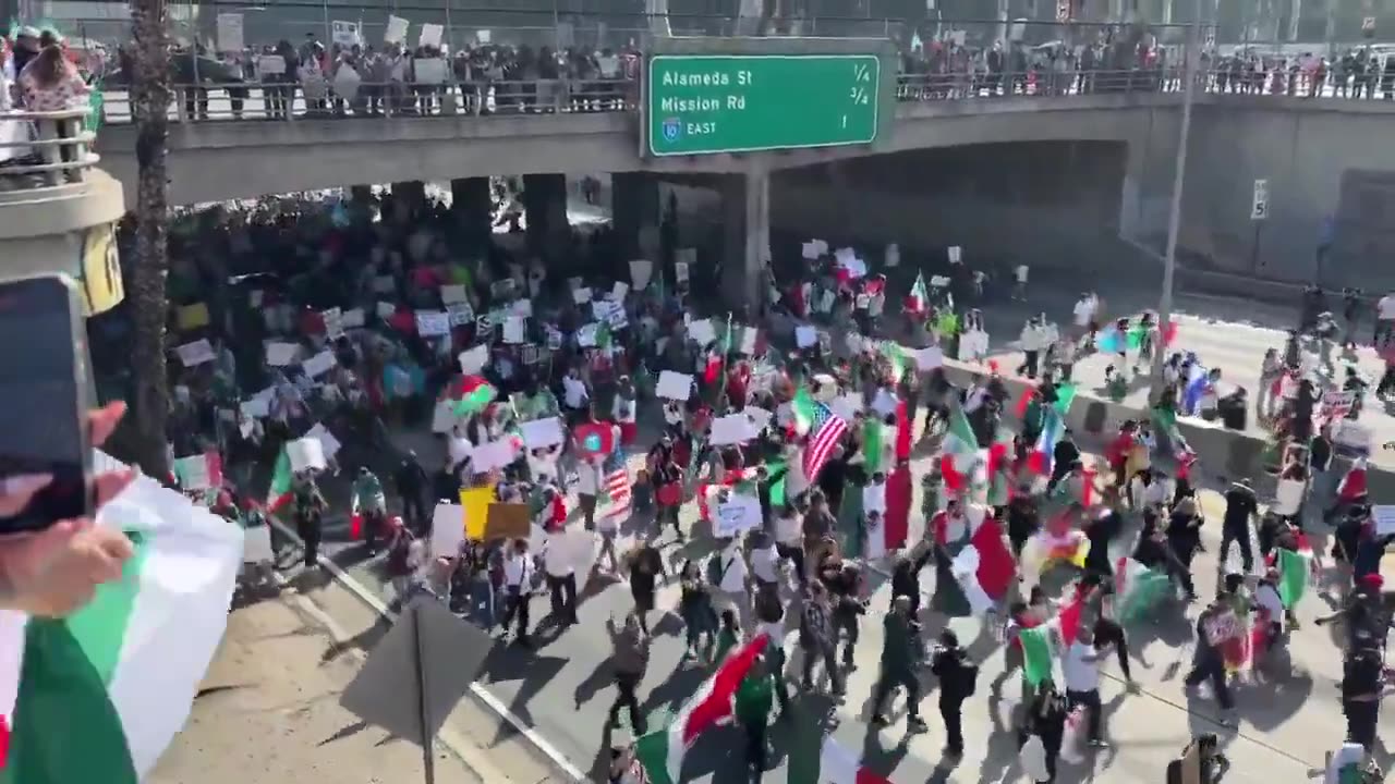 MASSIVE Immigration Protest shutting down Freeway in Los Angeles