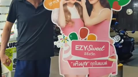 AI Girlfriends are... Cardboard? 🤯 #ai